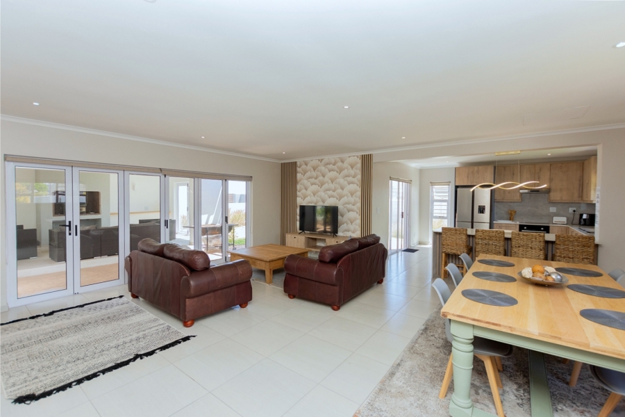 3 Bedroom Property for Sale in Langebaan North Western Cape